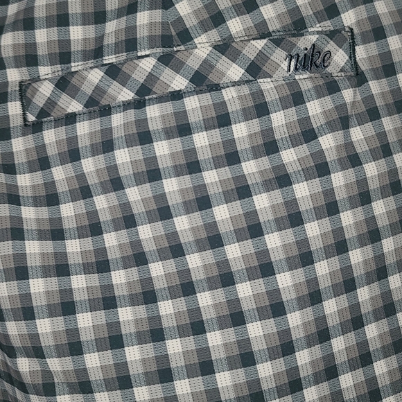 Nike golf shorts size med blue,grey &white - Picture 3 of 3